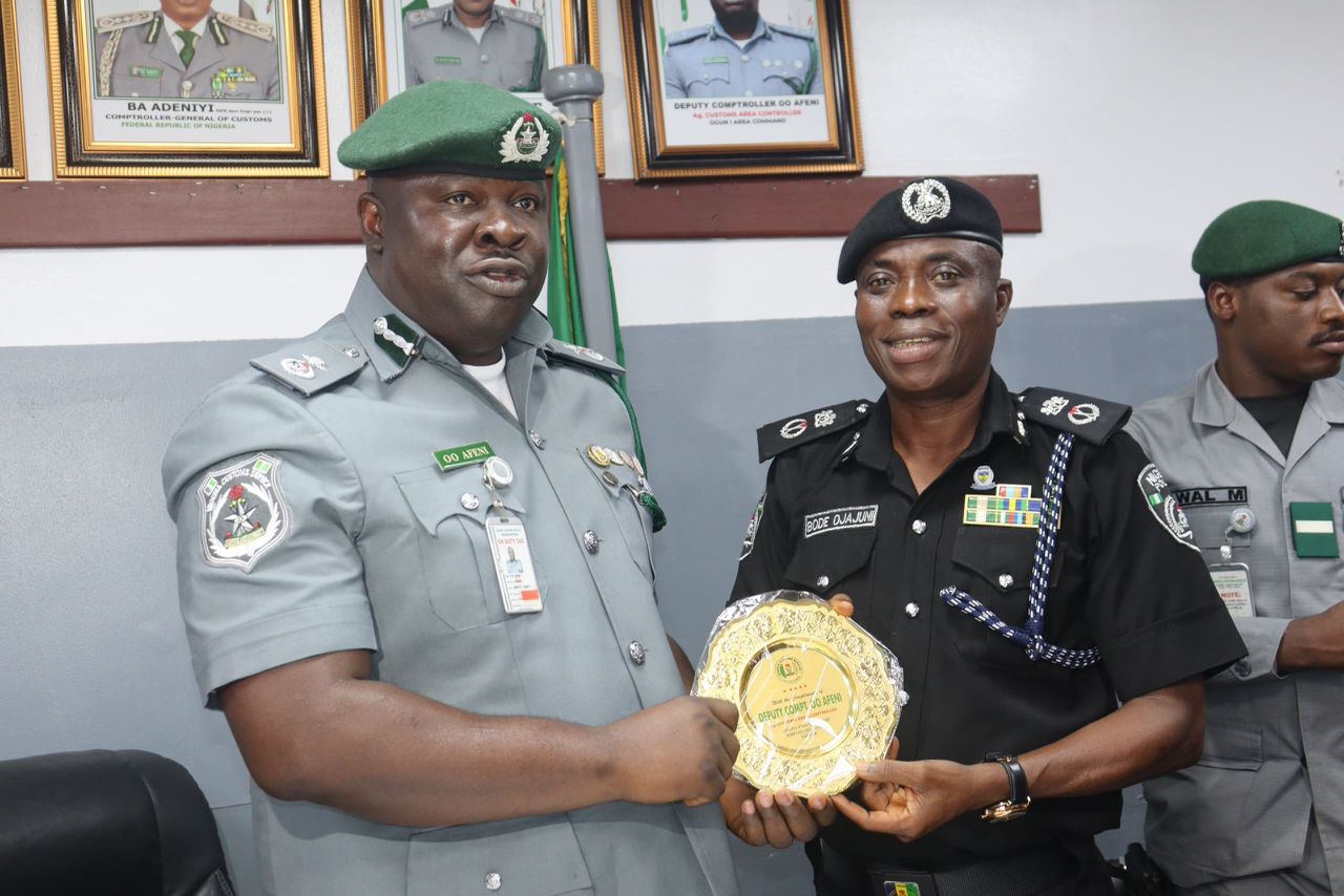 Ogun Police, Customs deepen border security collaboration to combat cross-border crimes