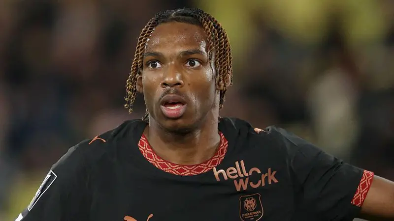 Liverpool complete £60m signing of French defender Jérémy Jacquet from Rennes
