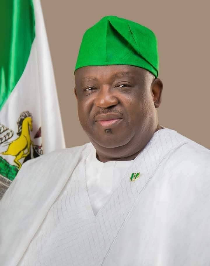 Igbo leader Mkparu, Praises Gov Mutfwang, criticizes Dalung over apology controversy