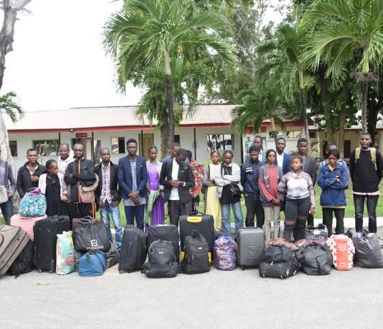 Army raids suspected hideout in Lagos, arrests 24 foreign nationals