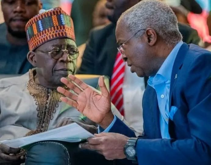 Tinubu recounts withdrawing Senate bid to focus on Fashola’s 2007 governorship campaign