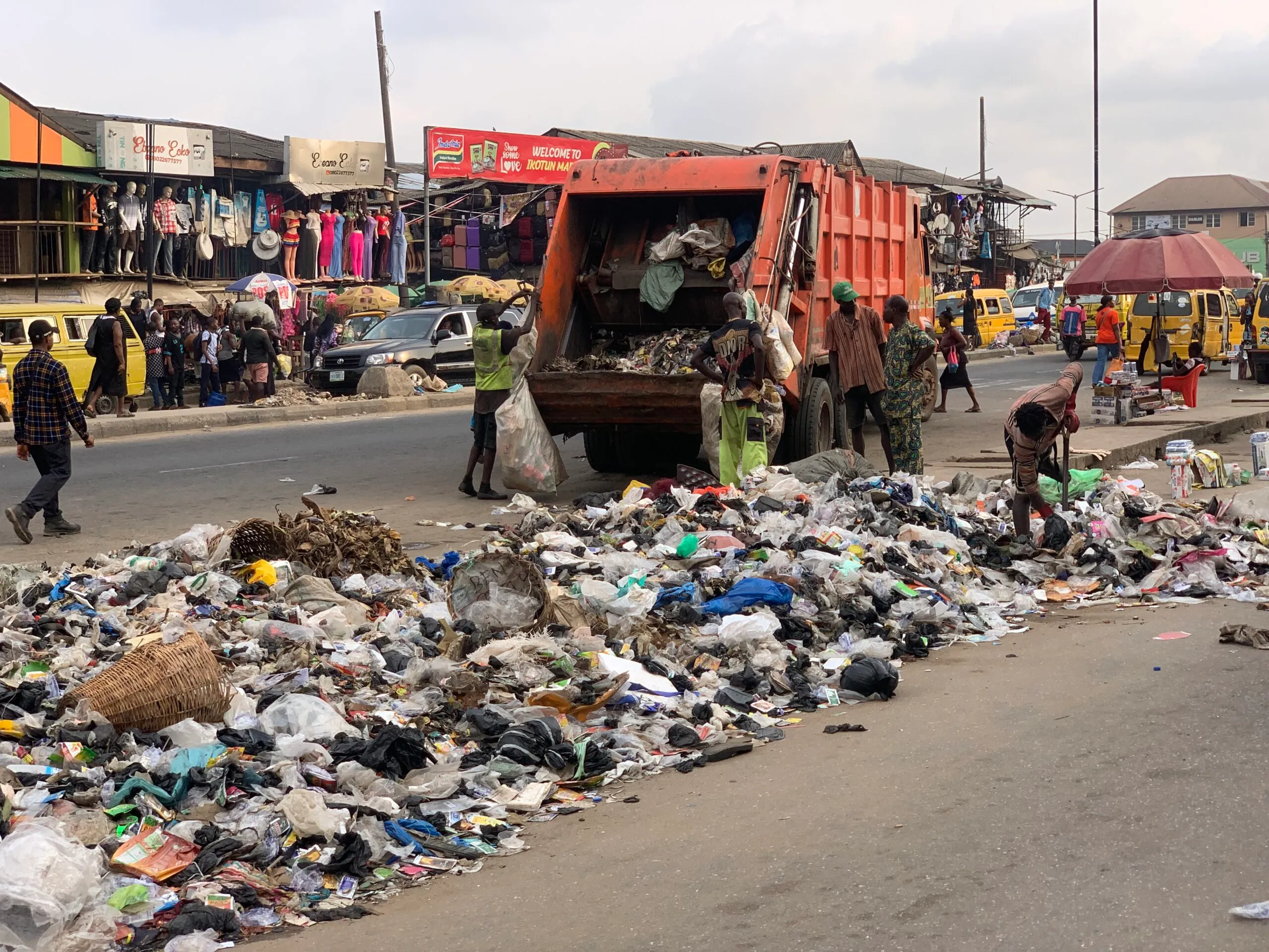 Rising interest rates trigger first consumer credit decline since 2019 By Segun Odunewu, Lagos Nigeria's consumer credit market recorded its first contraction in more than five years as outstanding consumer loans fell by 19.89 percent to N3.78 trillion in 2025 from N4.72 trillion in 2024, according to the Central Bank of Nigeria (CBN). The decline, contained in the apex bank's 2025 Annual Report and Statement of Accounts, marks the first drop in consumer credit since December 2019 and reflects the impact of the country's prolonged high-interest-rate environment on household borrowing. The CBN attributed the decline to rising borrowing costs and changes in banks' lending patterns, which discouraged personal borrowing while encouraging a shift toward retail lending. According to the report, personal loans fell sharply to N1.85 trillion, driving the overall contraction in consumer credit. However, retail loans bucked the trend, surging by 63.77 percent to N1.94 trillion, making up 51.16 percent of total consumer credit for the first time in several years, while personal loans accounted for 48.84 percent. The apex bank also disclosed that consumer credit's share of total credit extended to the private sector by other depository corporations declined to 6.60 percent in 2025 from 7.98 percent recorded in the previous year. "Consumer credit outstanding moderated in response to the dynamic interest rate environment. Consumer credit outstanding fell by 19.89 per cent to N3,783.40 billion in 2025 from N4,722.93 billion in the preceding period. The fall was the first since December 2019," the CBN stated. The report further showed that short-term credit remained the largest component of banks' asset portfolios, accounting for 51.60 percent, although its share declined by 7.71 percentage points during the year. Meanwhile, medium-term deposits increased to 5.15 percent, while long-term deposits declined sharply to 3.85 percent from 7.28 percent. Latest CBN data show that credit to the private sector rose to N83.26 trillion in June 2026 from N81.04 trillion in May, representing a 9 percent year-on-year increase from N76.13 trillion recorded in June 2025. The increase comes despite the Monetary Policy Committee's decision to retain the benchmark Monetary Policy Rate (MPR) at 26.5 percent, one of the highest levels in recent years. Financial analysts say the decline in consumer credit reflects the impact of tight monetary policy on household finances. Chief Executive Officer of the Centre for the Promotion of Private Enterprise (CPPE), Dr. Muda Yusuf, said elevated interest rates have significantly reduced consumers' appetite for borrowing. According to him, the high cost of credit has made personal loans increasingly unaffordable, forcing households to postpone discretionary spending and rely more on essential retail financing. He noted that while the CBN's tight monetary stance is aimed at curbing inflation and stabilising the naira, it has also constrained consumer demand and weakened credit growth in the retail economy. Similarly, Managing Director of Optimus by Afrinvest, Ayodeji Ebo, said banks have become more cautious in extending unsecured personal loans amid higher default risks and elevated funding costs. He explained that financial institutions are increasingly prioritising lending segments with stronger repayment structures and lower credit risk, which partly explains the rise in retail loans relative to personal loans. Economic analysts also believe the gradual increase in long-term credit suggests banks are selectively financing productive sectors capable of generating sustainable returns despite prevailing macroeconomic headwinds. 777777777777777777777777777777777777777777777777777777777777777777777777777777777777777777777777777777777777777777777777777777777 Capital imports, non-oil exports lift Nigeria's forex inflows to $109.9bn--CBN By Segun Odunewu, Lagos Nigeria recorded a significant increase in foreign exchange (FX) inflows in 2025, with total receipts rising to $109.86 billion, representing a 13.81 percent increase from $96.53 billion recorded in 2024, according to the Central Bank of Nigeria (CBN). The figures, contained in the apex bank's 2025 Annual Report and Statement of Accounts, showed that stronger autonomous foreign exchange inflows—particularly from non-oil exports and capital importation—were the major drivers of the improvement. The CBN disclosed that total forex outflows also increased during the period, rising by 27.83 percent to $49.05 billion from $38.37 billion in 2024. Despite the increase in outflows, Nigeria maintained a positive external position, posting a net forex inflow of $60.81 billion, slightly higher than the $58.16 billion recorded in the previous year. According to the report, autonomous sources accounted for 64.21 percent of total forex inflows, underscoring the growing role of market-driven foreign exchange sources in supporting liquidity. Autonomous forex inflows climbed by 25.12 percent to $70.54 billion from $56.38 billion in 2024, while inflows through the CBN declined marginally. "Forex inflow through the Bank decreased by 2.08 per cent to US$39.32 billion and accounted for 35.8 per cent of total inflow," the apex bank stated. The CBN attributed the decline in official inflows primarily to lower receipts from government debt and foreign exchange swap transactions. It noted that the increase in autonomous inflows was largely driven by improved non-oil export earnings, over-the-counter foreign exchange purchases and stronger capital importation. The economy recorded a net inflow of $54.28 billion through autonomous channels, compared with $50.24 billion in 2024, while the CBN generated a net inflow of $6.52 billion. Outflows through the CBN increased marginally by 1.74 percent to $32.79 billion, while autonomous outflows surged by 164.84 percent to $16.26 billion. Total forex utilisation rose by 59.36 percent to $42.83 billion, compared with $26.88 billion recorded in 2024, largely driven by increased invisible imports. Visible imports accounted for $18.76 billion, representing 43.8 percent of total forex utilisation. The industrial sector accounted for the largest share of visible import-related foreign exchange demand at 42.11 percent, followed by the oil sector with 25.91 percent, manufactured products at 15.64 percent, and food imports at 10.51 percent. Economic analysts say the latest figures indicate that Nigeria is gradually reducing its dependence on official foreign exchange sources, although sustaining the momentum will require continued structural reforms. Chief Executive Officer of the Centre for the Promotion of Private Enterprise (CPPE), Dr. Muda Yusuf, said the growing contribution of autonomous inflows reflects renewed investor confidence and stronger non-oil foreign exchange earnings. According to him, increased capital importation and export diversification are encouraging developments that could help improve forex market liquidity and reduce pressure on the naira over time. He, however, cautioned that maintaining the trend would depend on policy consistency, macroeconomic stability and continued improvements in the investment climate. Similarly, Managing Director of Optimus by Afrinvest, Ayodeji Ebo, said the rise in autonomous inflows demonstrates that recent foreign exchange market reforms are beginning to attract private capital back into the economy. He noted that while higher inflows are positive for external reserves and exchange rate stability, the sharp increase in forex utilisation also points to sustained demand for foreign exchange by businesses and manufacturers. 77777777777777777777777777777777777777777777777777777777777777777777777777777777777777777777777777777777777777777777 CBN fines Banks N430m over customer complaint delays, regulatory breaches By Segun Odunewu, Lagos The Central Bank of Nigeria (CBN) imposed N430 million in penalties on financial institutions in 2025 for delays in resolving customer complaints and failure to comply with regulatory directives, signaling a tougher enforcement approach to consumer protection in the banking sector. The sanctions were disclosed in the apex bank's 2025 Annual Report and Statement of Accounts, which revealed that 21 penalties were issued against financial institutions for infractions related to complaints management. According to the report, the affected institutions were sanctioned for "delays in resolving customer complaints to failure to comply with the Bank's directives." "The Bank imposed 21 penalties on financial institutions to the tune of N430.00 million, for infractions ranging from delays in resolving customer complaints to failure to comply with the Bank's directives," the report stated. The report showed that the regulator received 23,129 consumer complaints in 2025, representing a 10.53 percent increase from the 20,925 complaints recorded in 2024. The apex bank attributed the rise not to worsening banking services but to increased public awareness and growing confidence in its consumer complaint resolution mechanism. "The trend reflected increased awareness and improved confidence in the Bank's consumer complaint resolution process," the CBN noted. The regulator also reported improvements in complaint resolution, stating that 18,824 complaints were successfully resolved in 2025, up 9.36 percent from 17,213 cases resolved in the previous year. Claims denominated in naira increased to N40.61 billion from N17.13 billion in 2024, while foreign currency claims surged to $344.2 million, compared with $1.06 million recorded a year earlier. As a result of the complaint resolution process, customers recovered N19.12 billion and $329.3 million in refunds during the year, more than double the N9.66 billion and $670,000 refunded in 2024. In addition to the consumer protection sanctions, the CBN disclosed that it imposed 11 separate penalties worth N1.26 billion on financial institutions for broader regulatory violations and failure to respond to supervisory queries. The latest report follows recent remarks by CBN Governor Olayemi Cardoso, who disclosed that the apex bank and deposit money banks are reviewing excessive transaction alerts and multiple customer charges following widespread complaints by bank customers. Cardoso also announced the establishment of a quarterly engagement platform involving the CBN, commercial banks and leading microfinance banks to improve the resolution of customer complaints and strengthen consumer confidence in the financial system. Chief Executive Officer of the Centre for the Promotion of Private Enterprise (CPPE), Dr. Muda Yusuf, said imposing penalties on banks that fail to resolve customer complaints promptly sends a strong signal that consumer protection is becoming a regulatory priority. According to him, effective dispute resolution is essential to maintaining public trust in the financial system, particularly as digital banking transactions continue to grow rapidly. He added that while the increase in complaints may appear concerning, it also reflects greater public awareness of available redress mechanisms and improved confidence in the CBN's consumer protection framework.