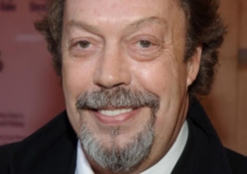 Tim Curry, Star of ‘Rocky Horror Picture Show’ and ‘IT’, Dies at 80