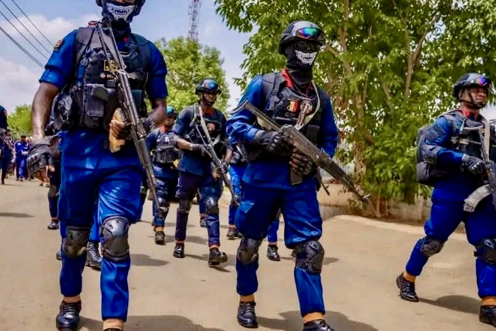 Osun poll: Security operatives arrest over 100 suspected ‘imported voters’ [VIDEO]