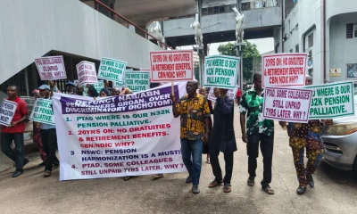 Lagos pensioners protest at Alausa over unpaid arrears, approved pension increases