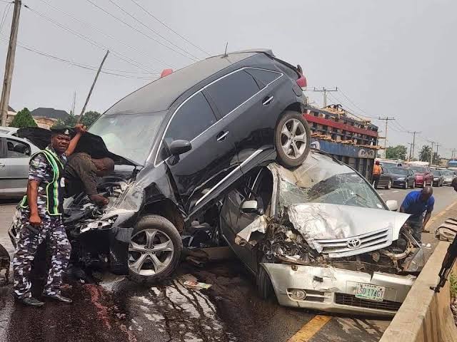 Lagos-Ibadan Expressway: Deadly crashes, endless gridlock and the cost to commuters