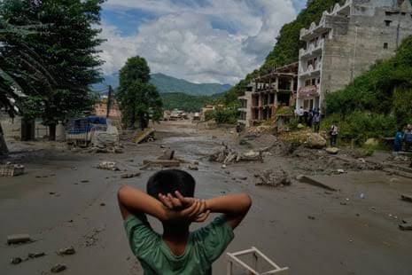 Desperate search for more than 1,300 missing as Himalayan flood death toll climbs