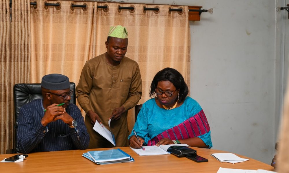 Oyo awards N3.5bn contracts to upgrade three rural markets under RAAMP