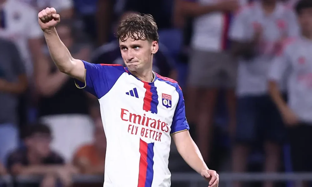 Liverpool eye shock move to re-sign £15m star amid Palace, Forest interest