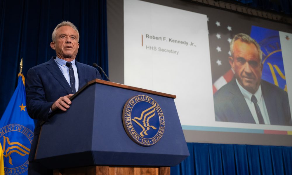 HHS launches review of wireless radiation risks as scrutiny of safety standards intensifies