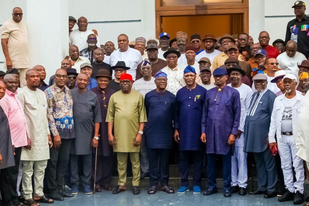 Wike leads Rivers lawmakers, 23 council chairmen to fresh meeting with Fubara