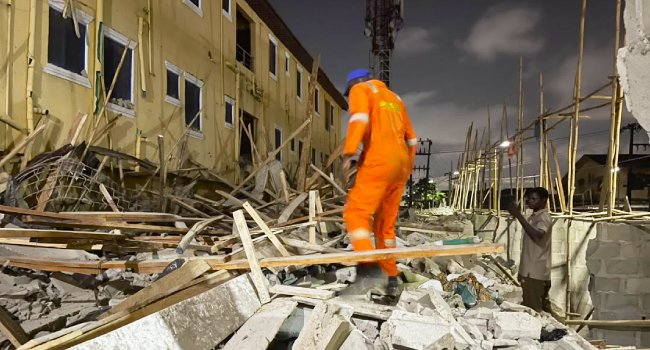 Breaking: Lagos building collapse kills one, three rescued alive in Fadeyi