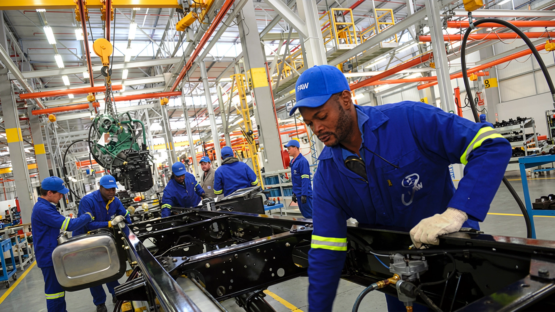 Bank credit to Nigerian manufacturers plunges 26.8% to N5.19trn in one year