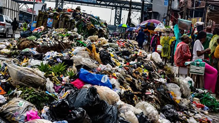 Beyond the stench: Poor waste disposal raises environmental concerns in Lagos
