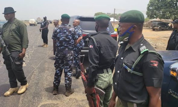 Police rescue 15-year-old kidnap victim, kill suspect in Oyo gun battle